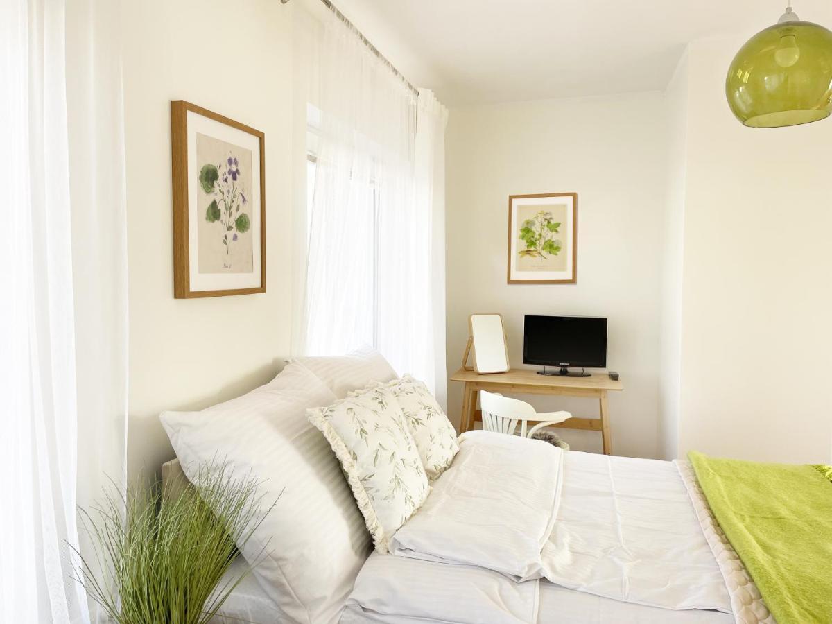 La Ola Apartamenty 梅尔诺 外观 照片